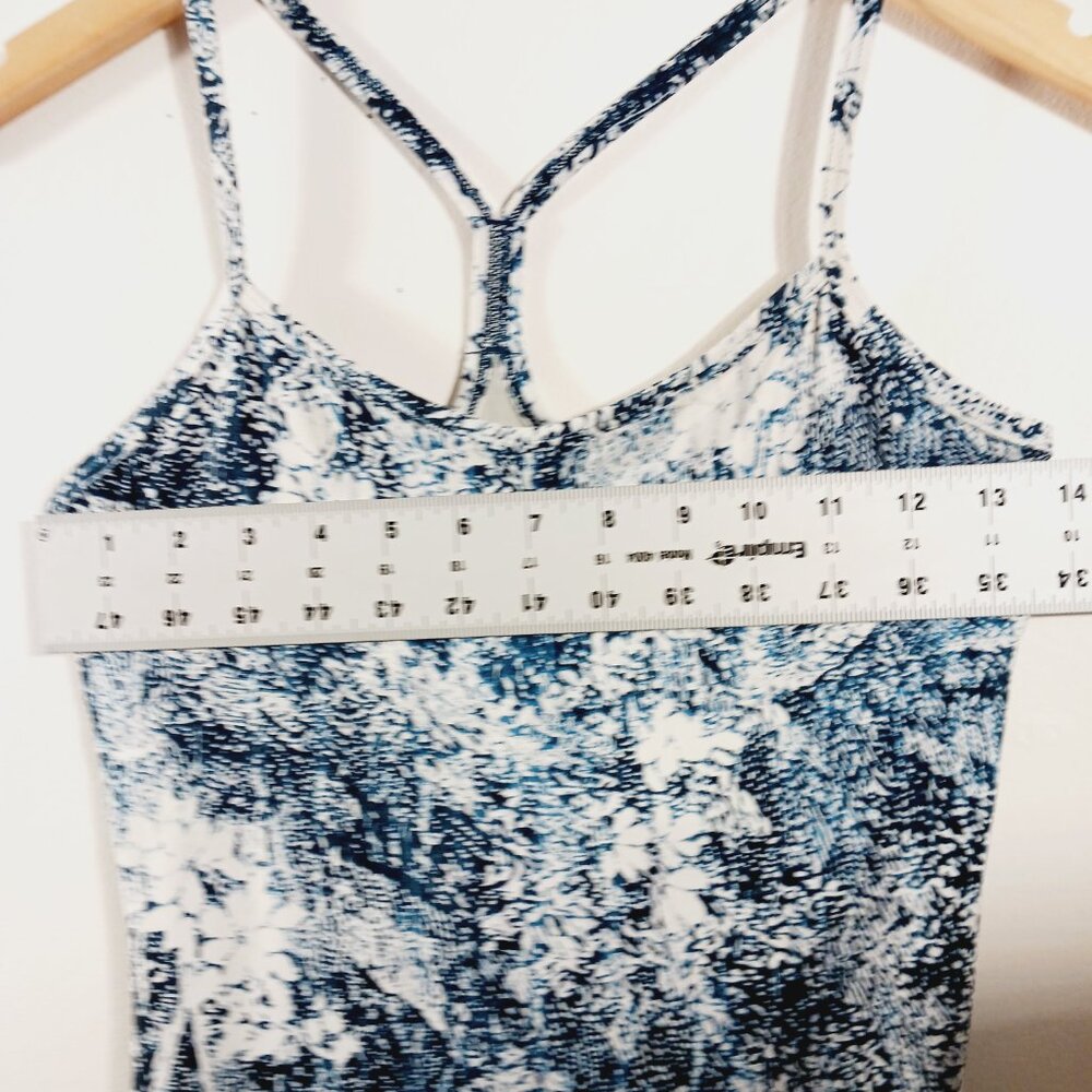 Lululemon Power Y Tank *Luon in Wildwood Multi - Size 4 Blue/Navy/White Cream - Picture 10 of 15